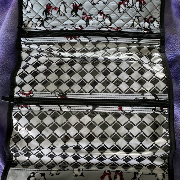 Vera Bradley Penguin (Retired) Hanging Organizer - Picture 7 of 10